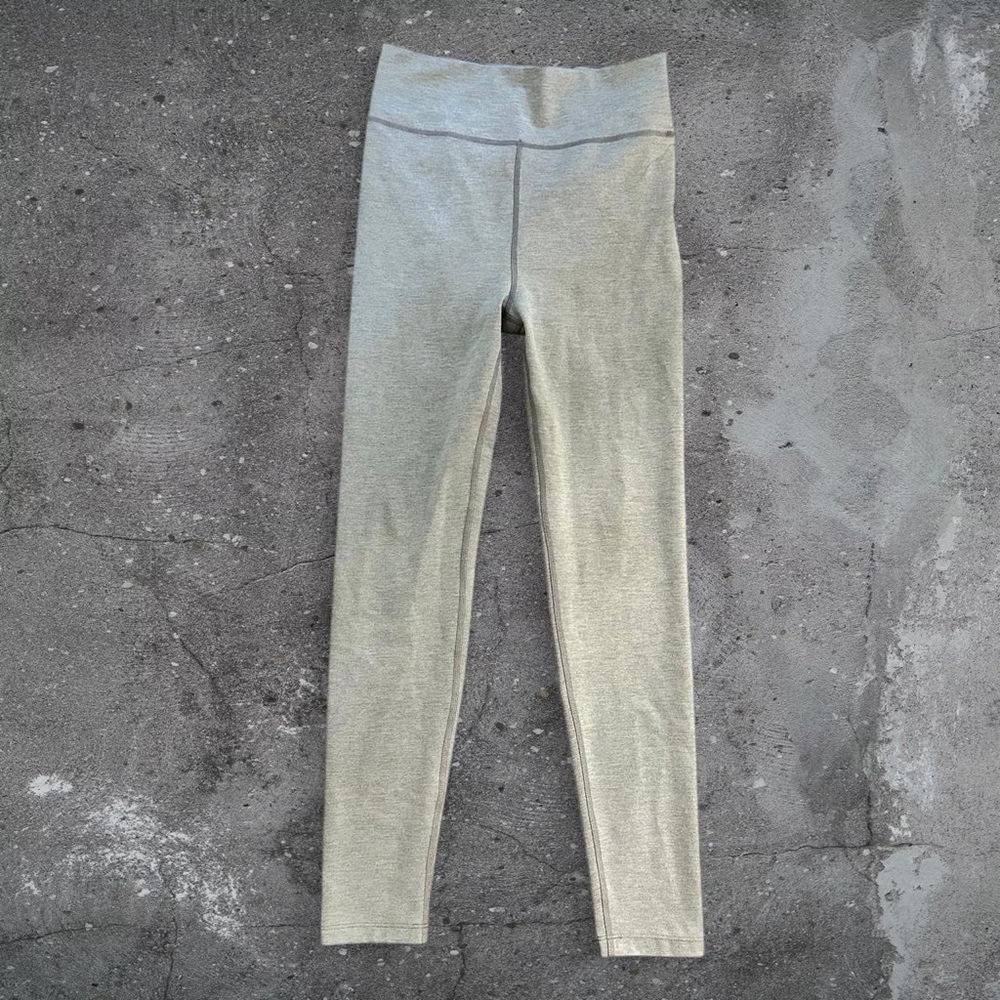nike leggings gray gym athleisure pilates yoga fitness clean girl sporty